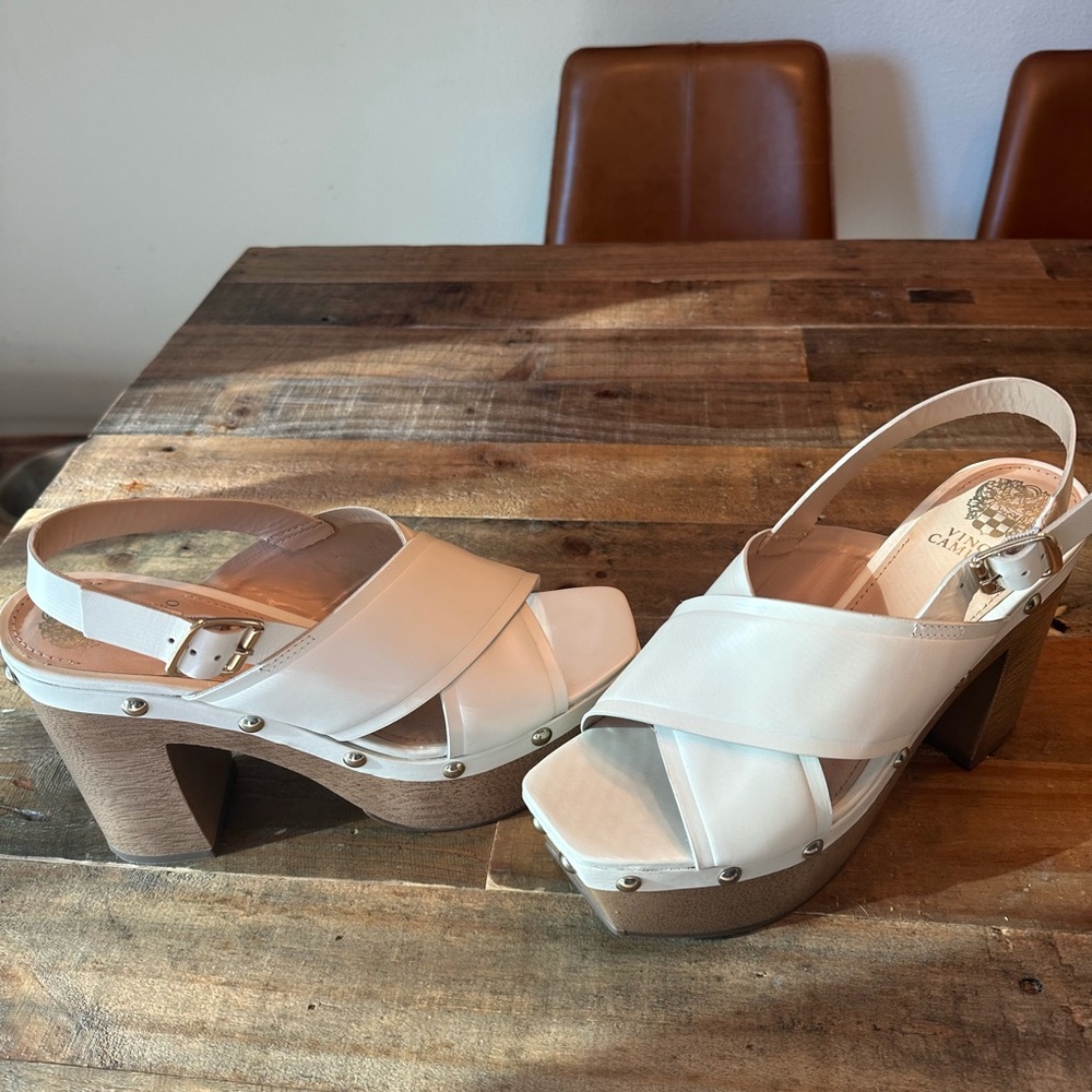 Jenevya Vince Camuto White Sandal Block Heel Platform